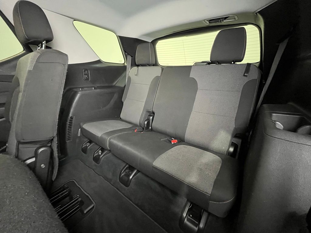 2021 Chevrolet Traverse LS photo 18