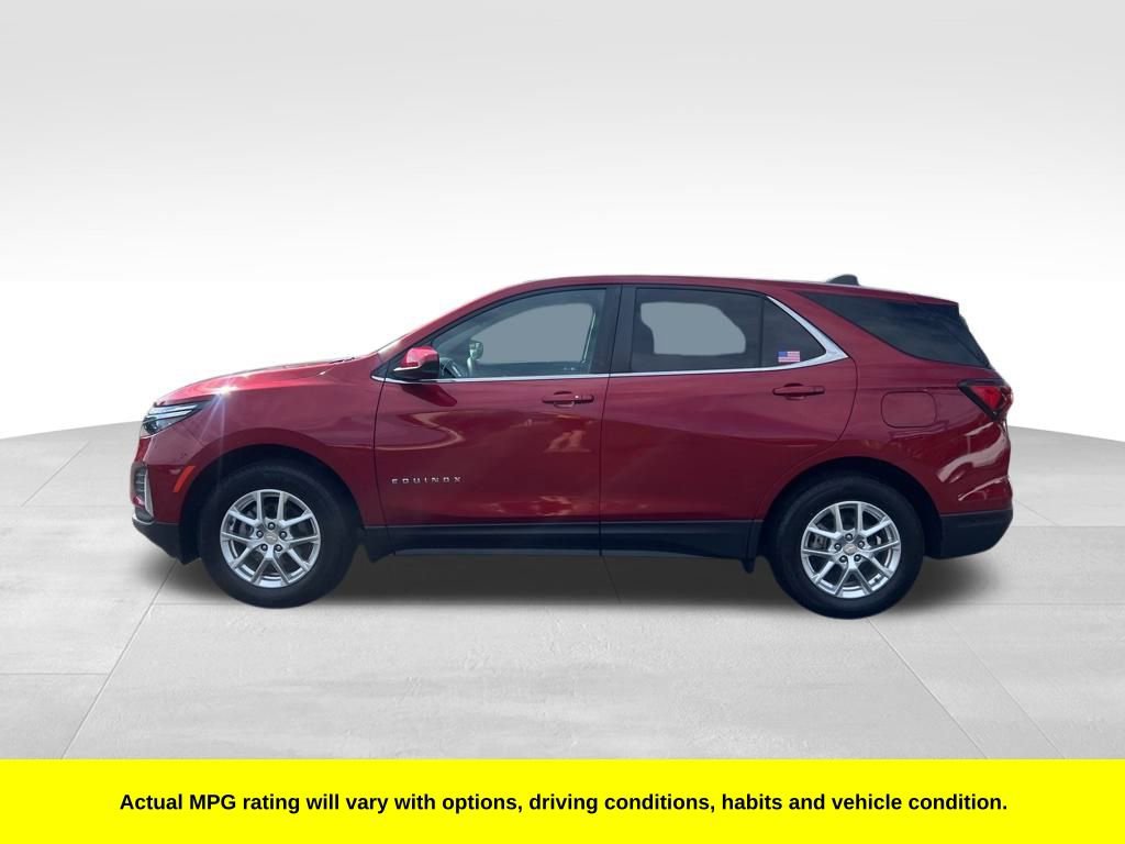 2022 Chevrolet Equinox LT photo 2