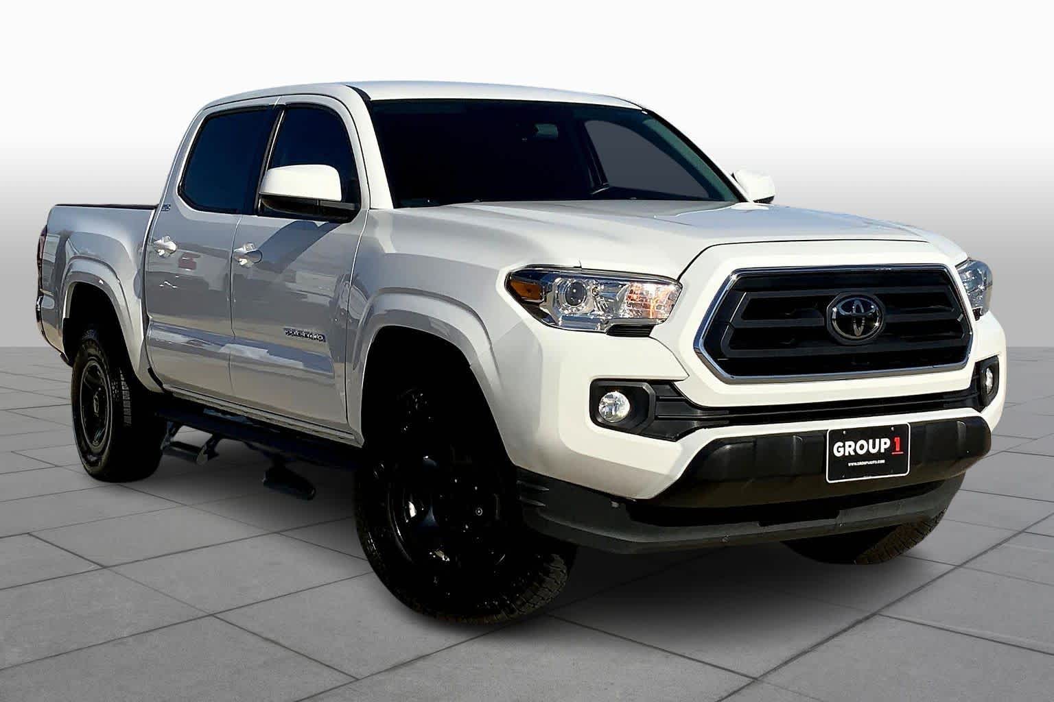 2022 Toyota Tacoma SR5 photo 3