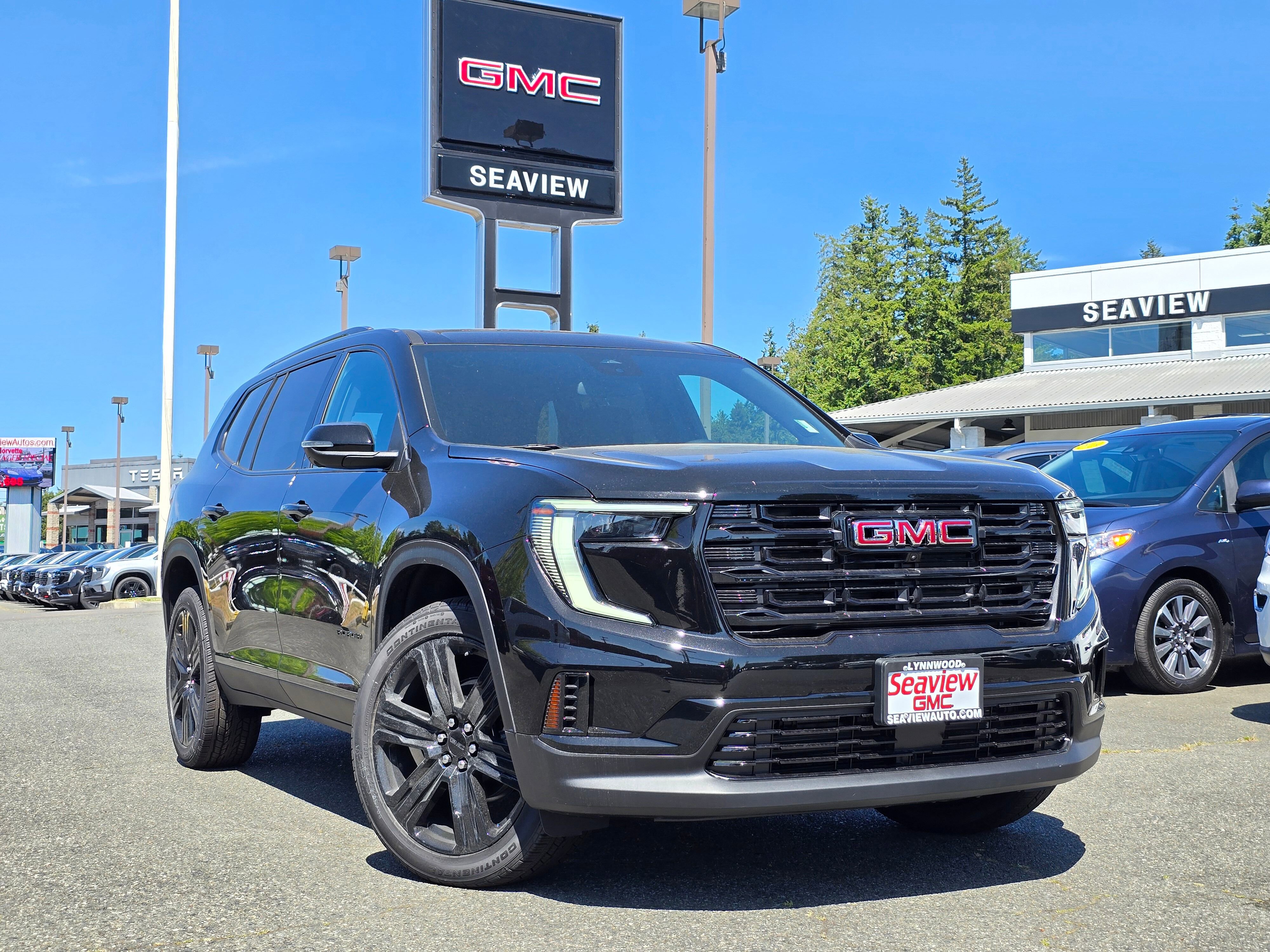 2025 GMC Acadia Elevation
