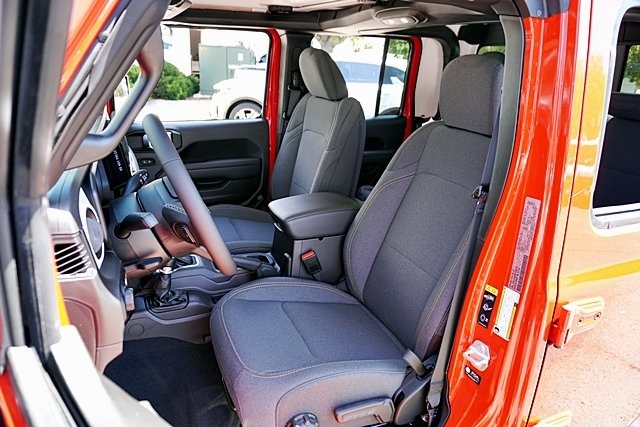 New 2025 Firecracker Red Clear-Coat Exterior Paint Jeep Sport S image 19