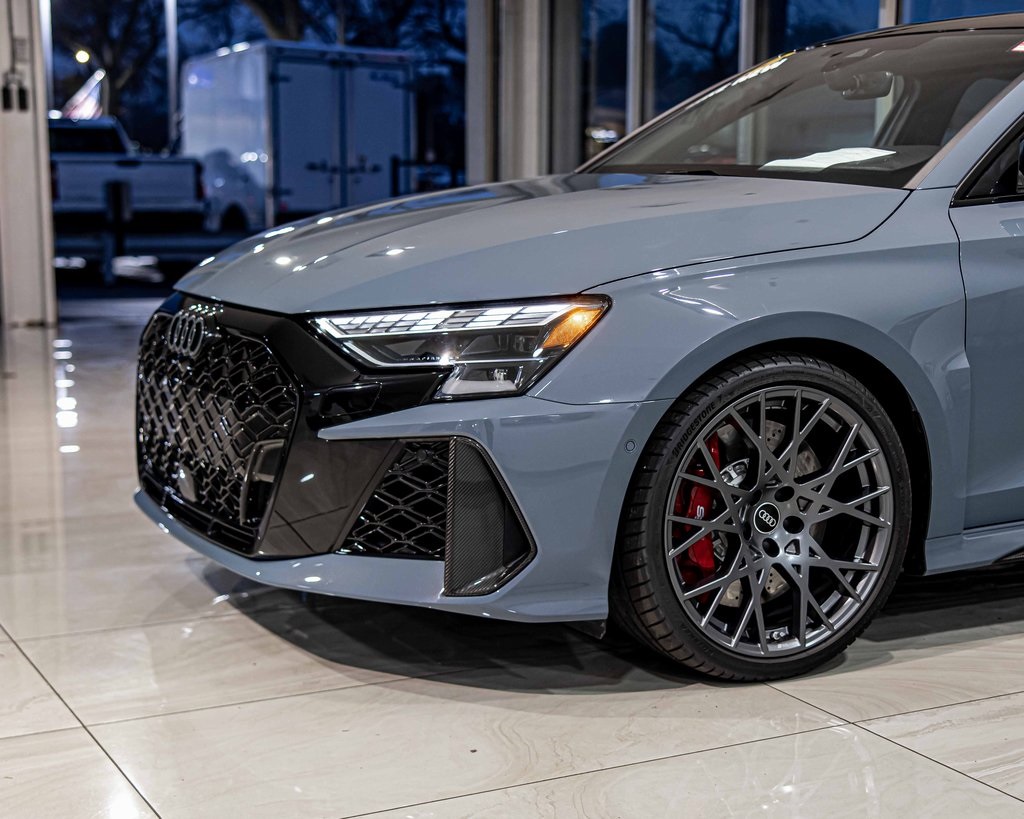 2025 AUDI RS 3 - Image 4
