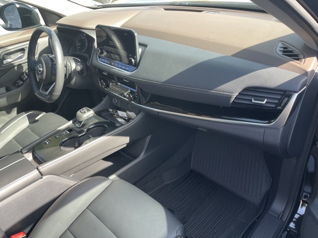 2023 Nissan Rogue SL photo 18