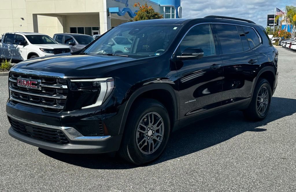 2025 GMC Acadia Elevation's photo