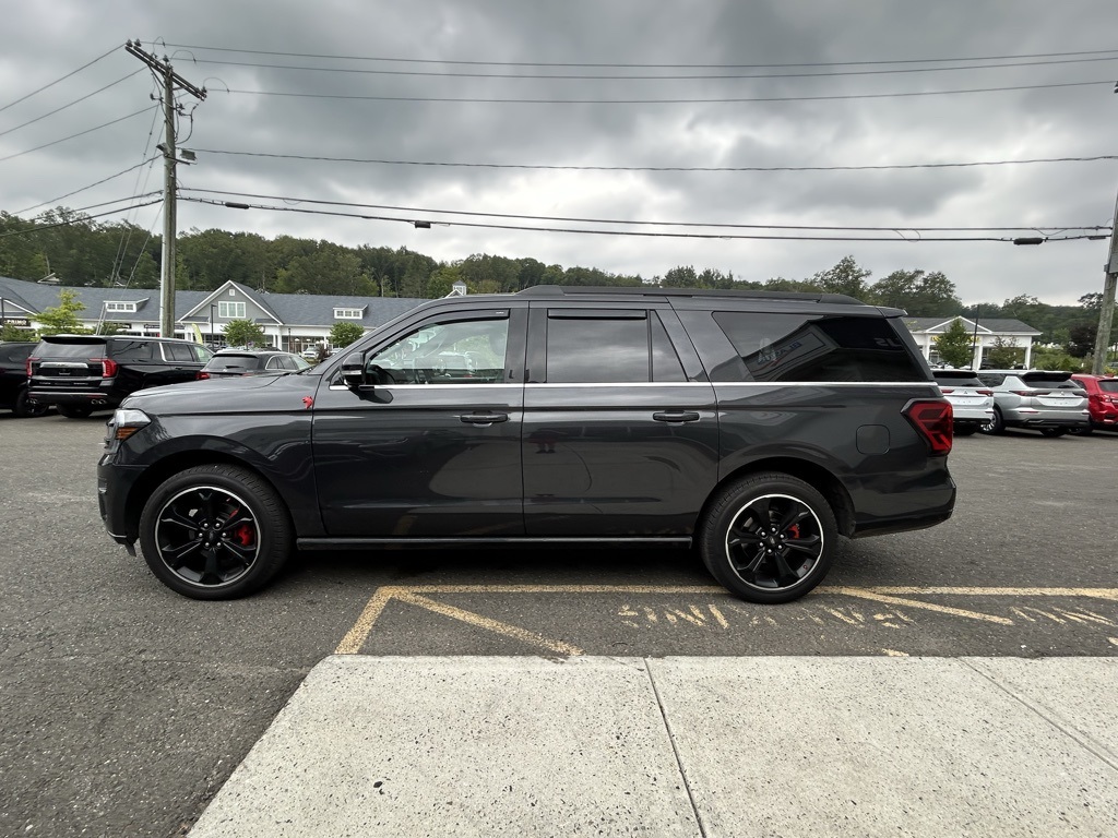 2022 Ford Expedition MAX Limited photo 4