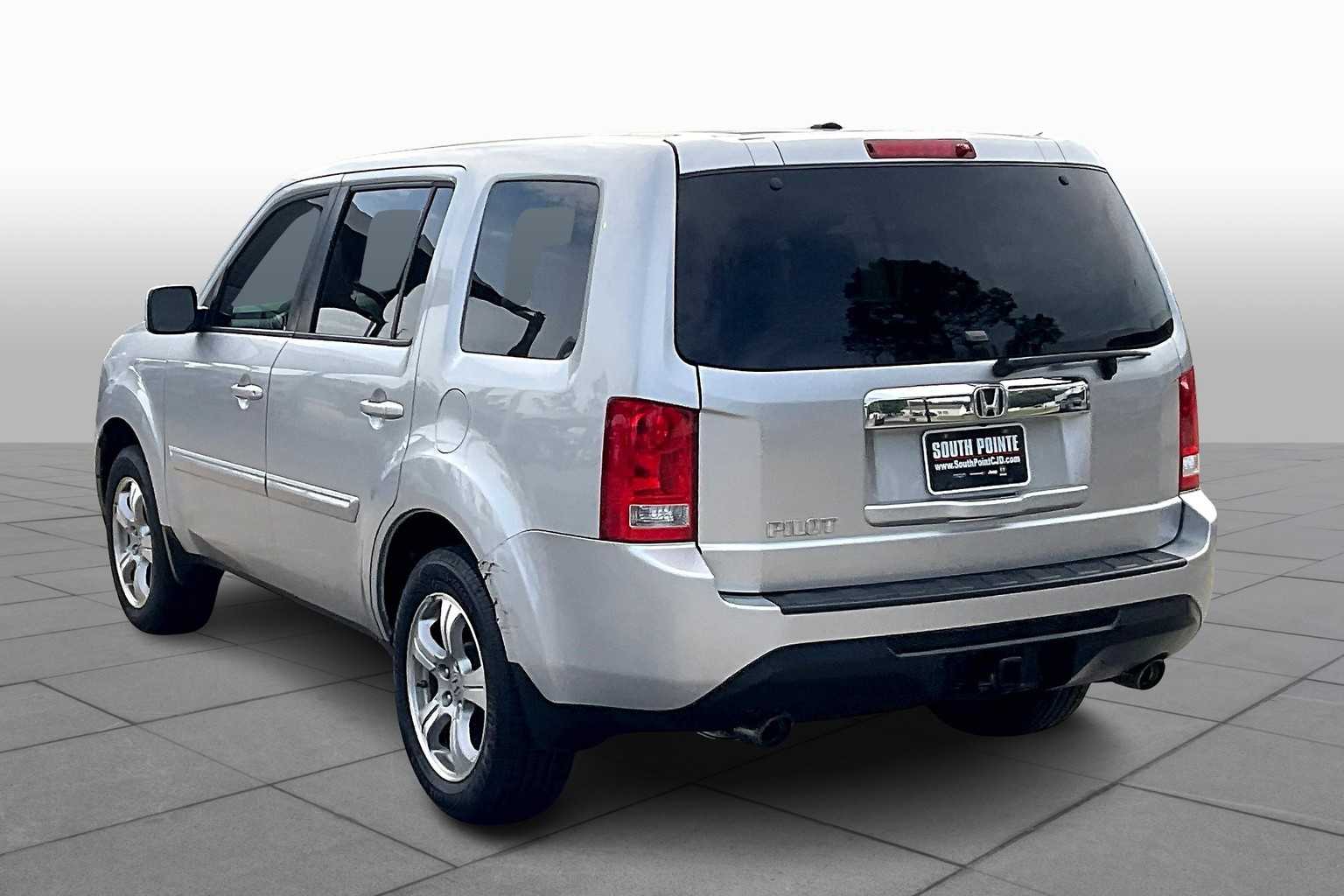 2014 Honda Pilot EX-L photo 10