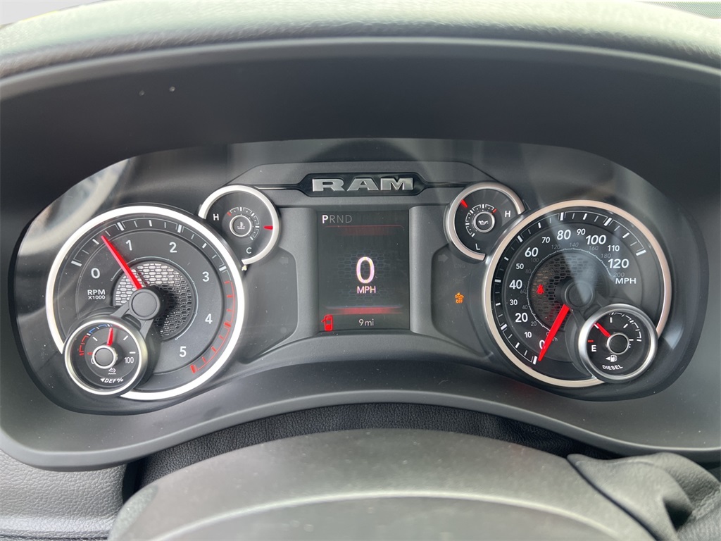 2025 Ram 3500 Tradesman photo 11