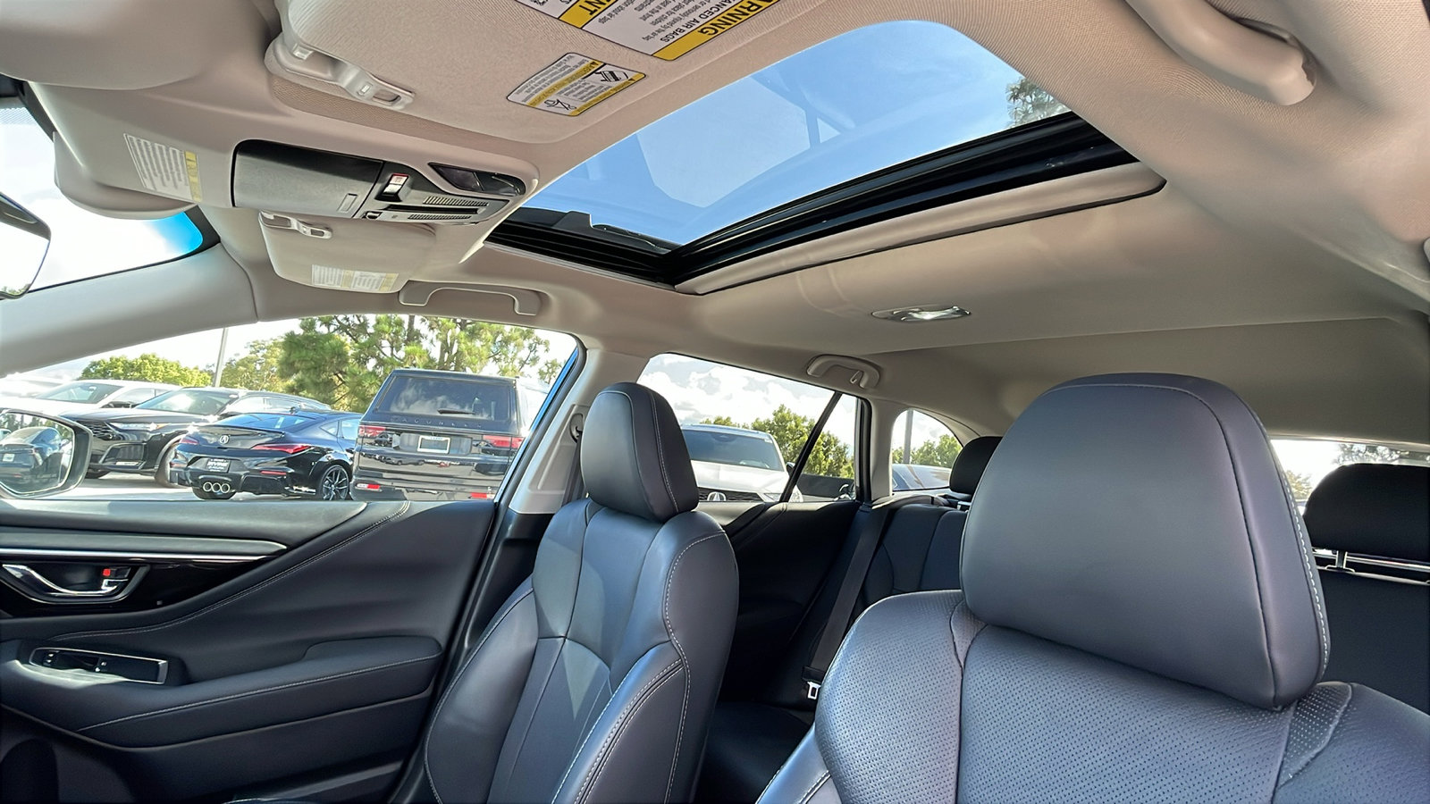 2022 Subaru Outback Limited photo 10