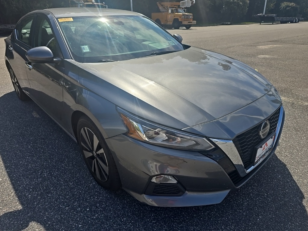 2022 Nissan Altima 2.5 SV photo 3