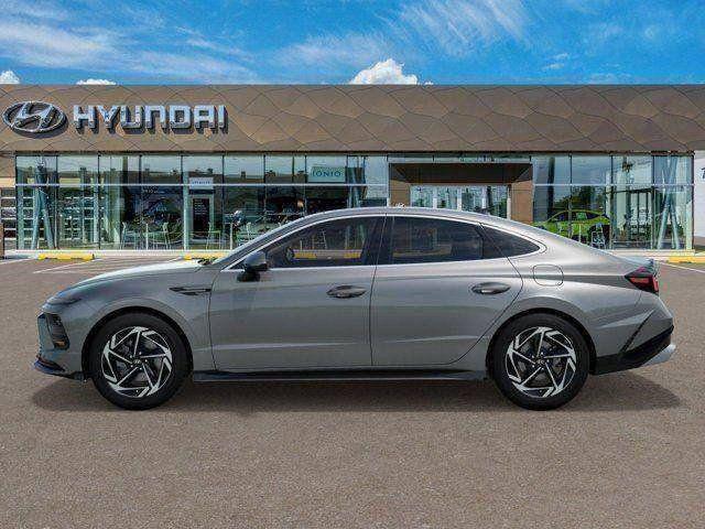 2025 Hyundai Sonata SEL Convenience photo 3