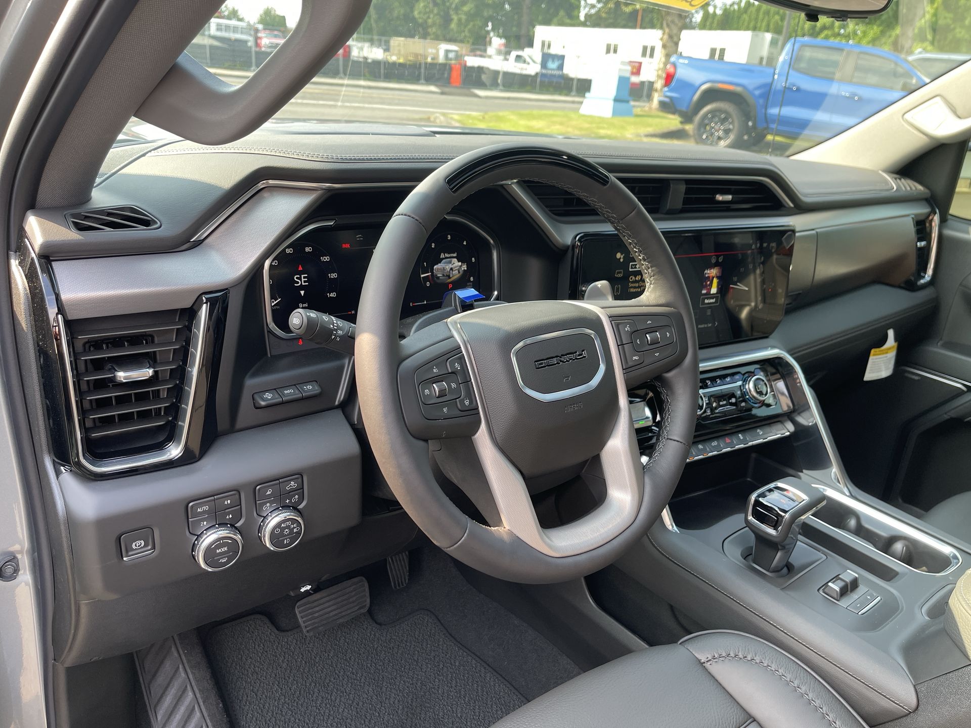 2026 Gmc Sierra Denali photo 10