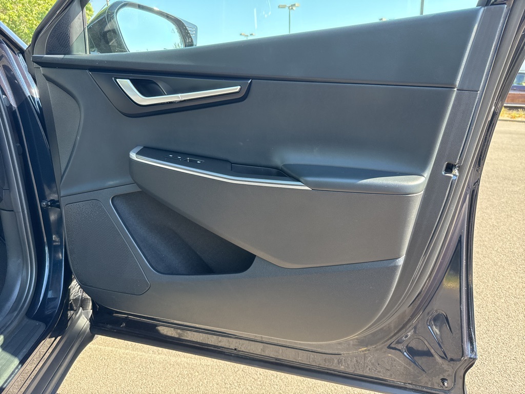 2024 Kia EV6 Light photo 32