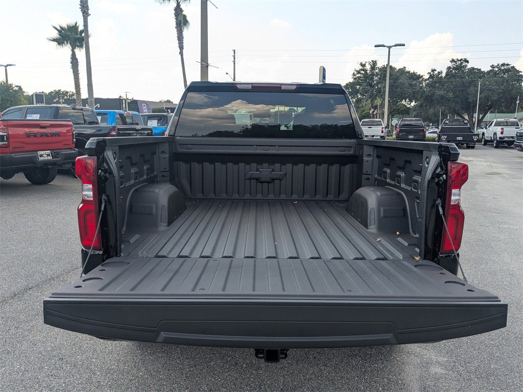 2026 Chevrolet Silverado 1500 RST photo 5