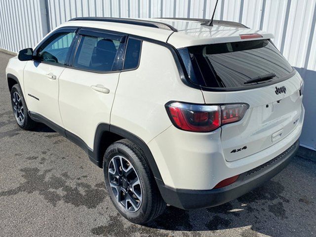 2019 Jeep Compass Sport photo 3