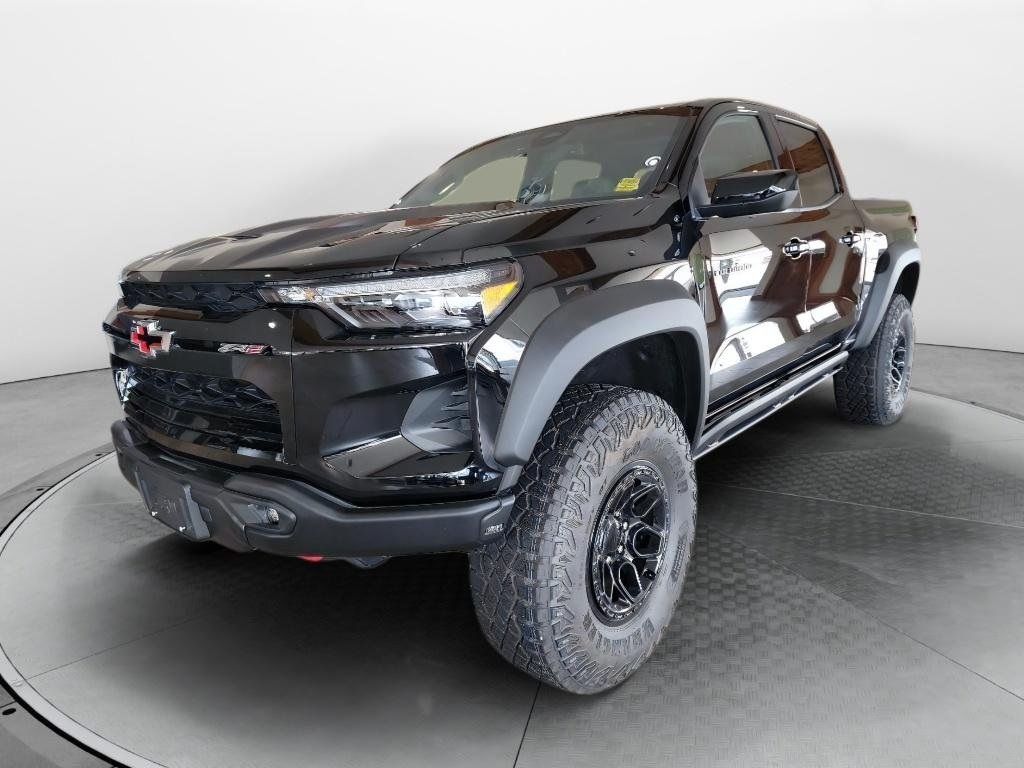 2024 Chevrolet Colorado ZR2 photo 3