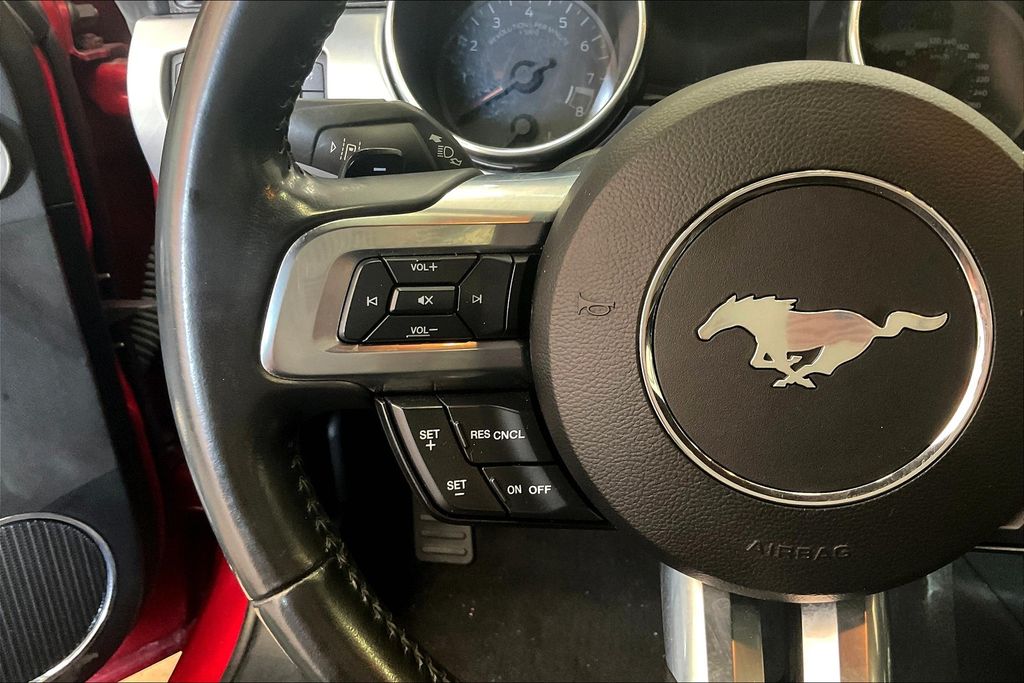 2021 Ford Mustang GT Premium photo 14