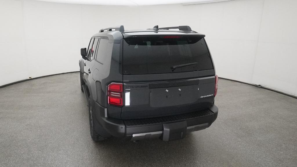 2025 Toyota Land Cruiser photo 16