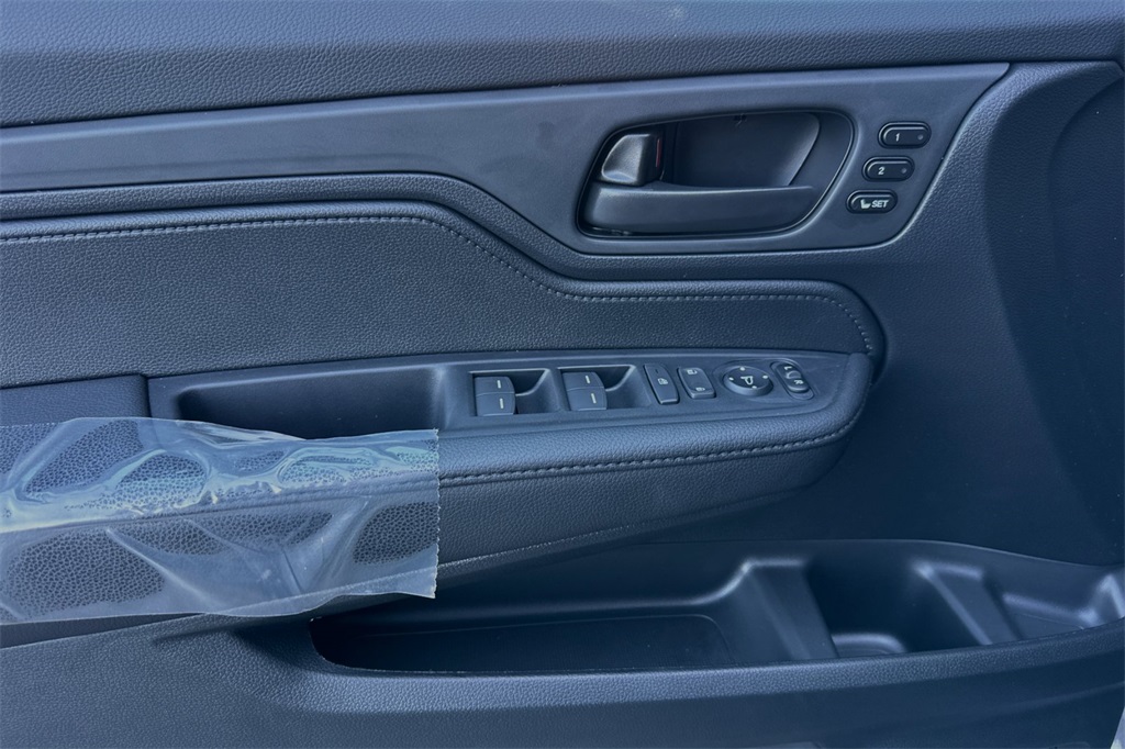 2025 Honda Odyssey EX-L photo 10