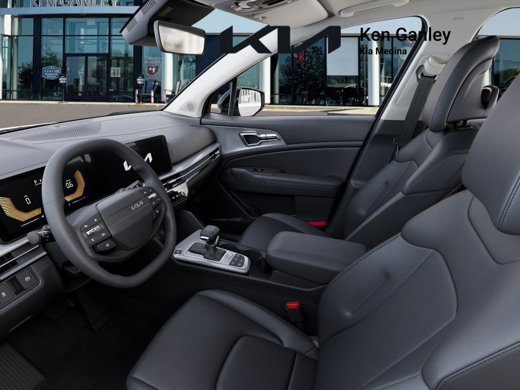 2026 Kia Sportage EX photo 13
