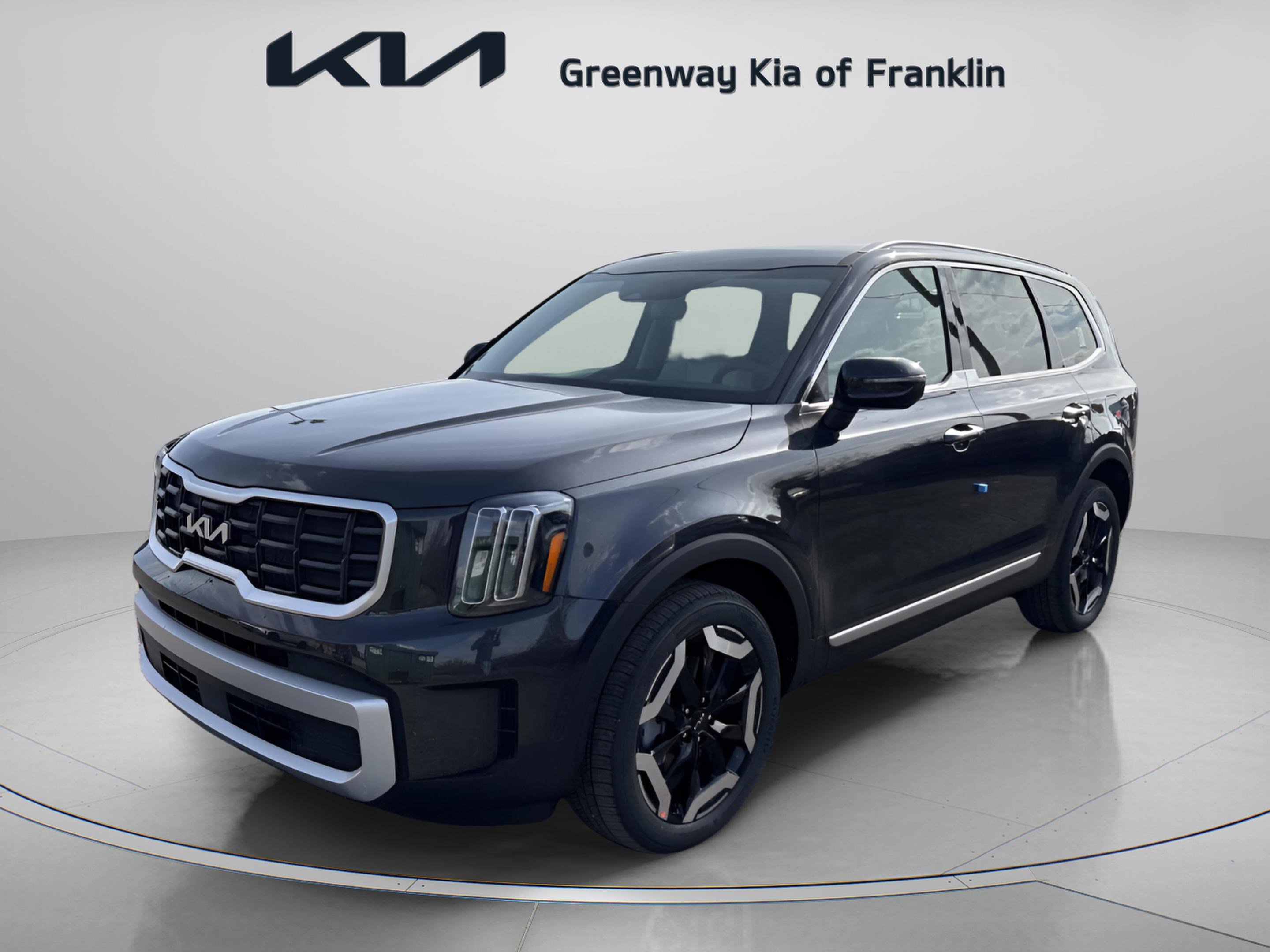 2025 Kia Telluride S photo 3