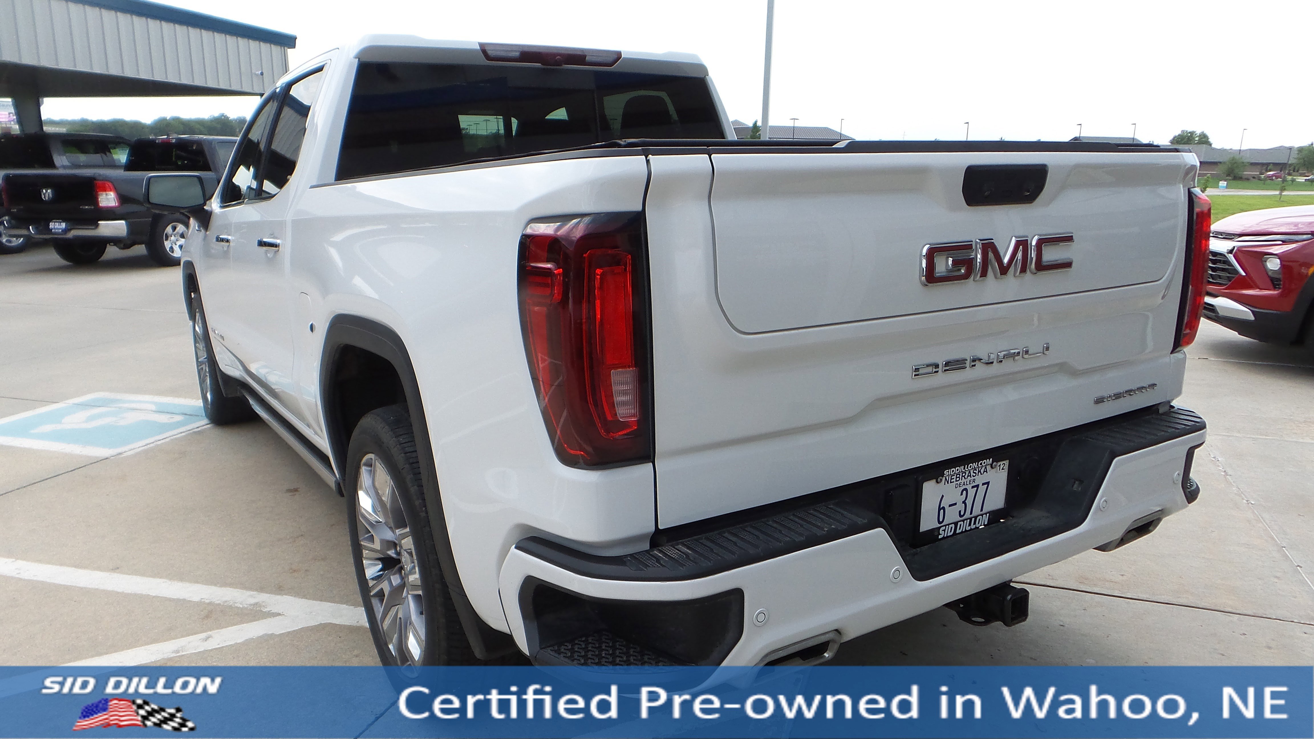 2024 Gmc Sierra 1500 Denali photo 2