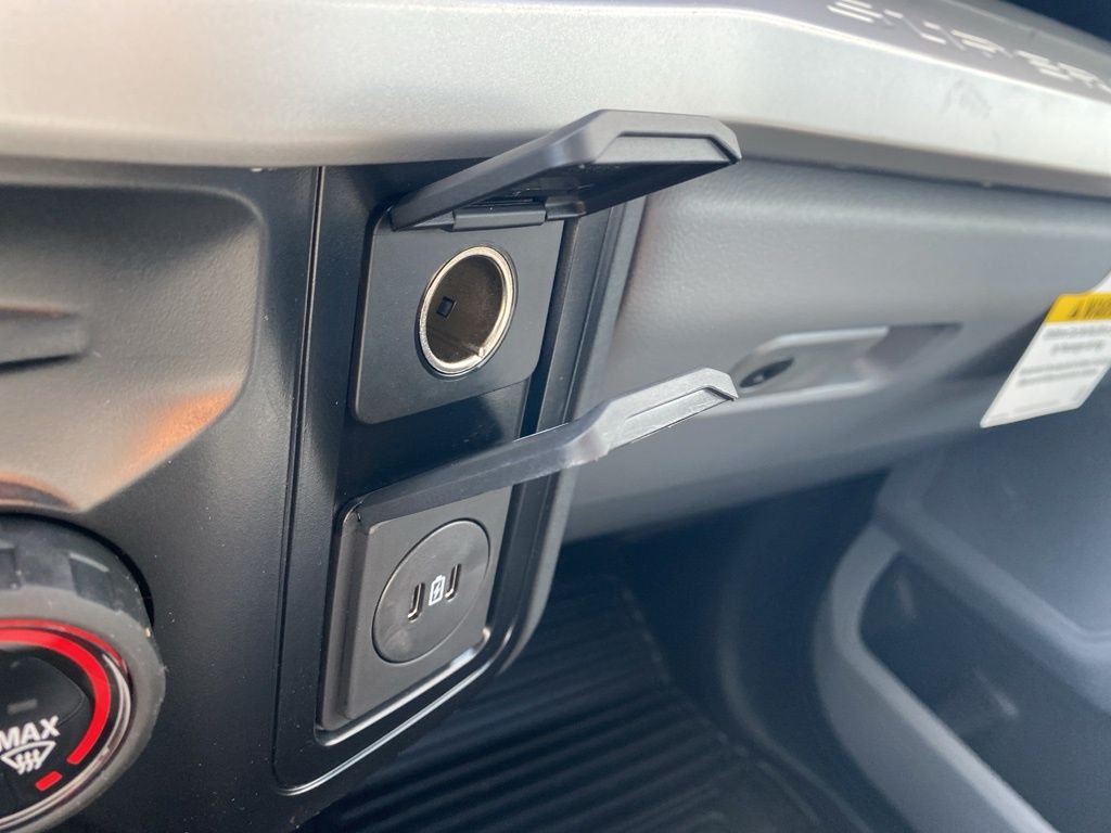 2025 Ford F-250 XL photo 25