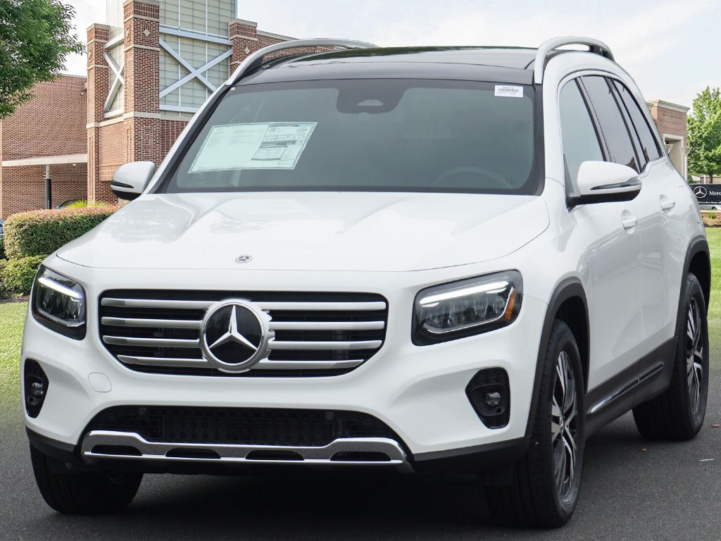 2025 Mercedes Benz GLB 250 photo 4
