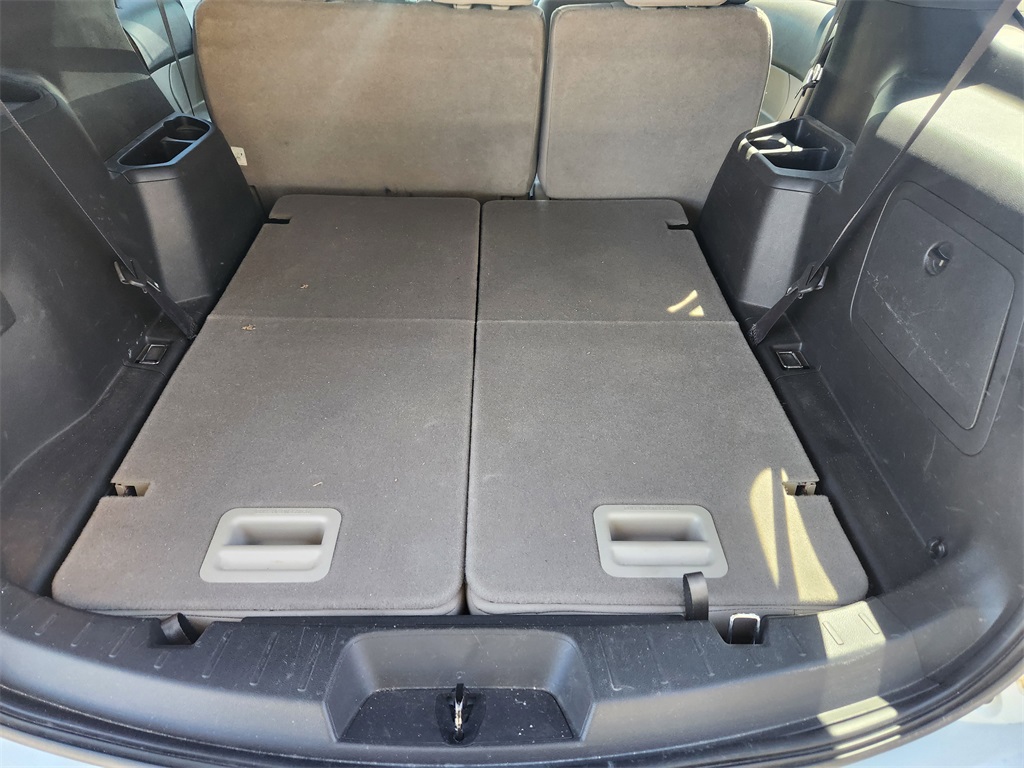 2014 Ford Explorer Base photo 19