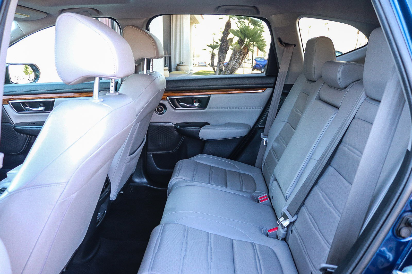 2022 Honda CR-V Hybrid EX-L photo 17