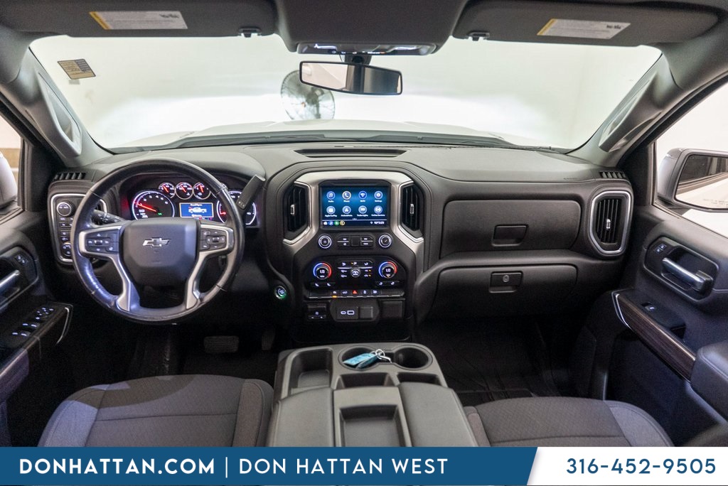 2021 Chevrolet Silverado 1500 RST photo 3