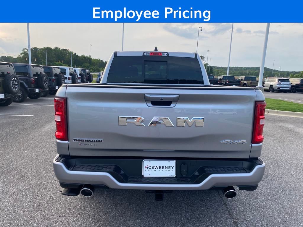 2025 Ram 1500 Big Horn Lone Star photo 4
