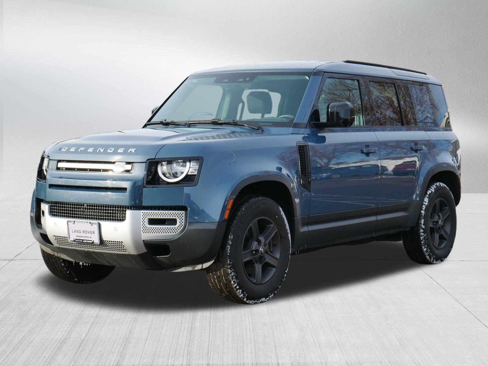2022 Land Rover Defender Standard's photo
