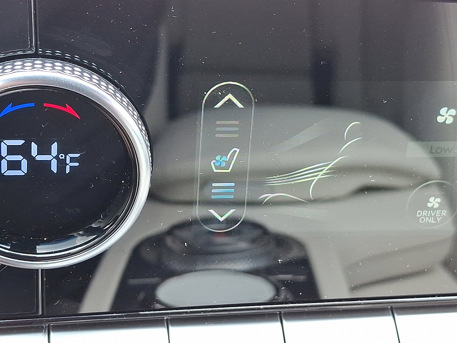 2025 Genesis Electrified GV70 Advanced photo 26