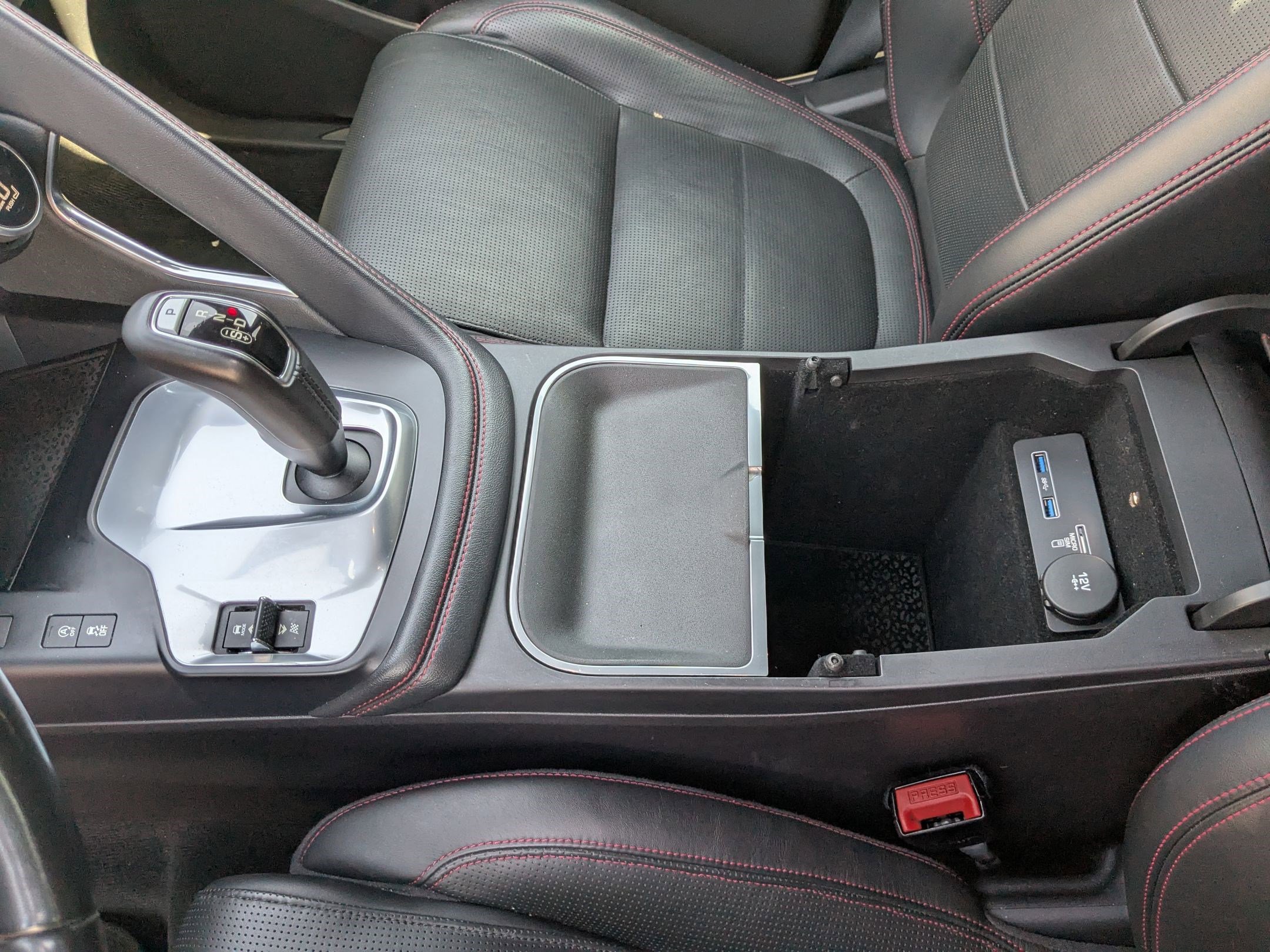 2018 Jaguar E-PACE First Edition photo 25