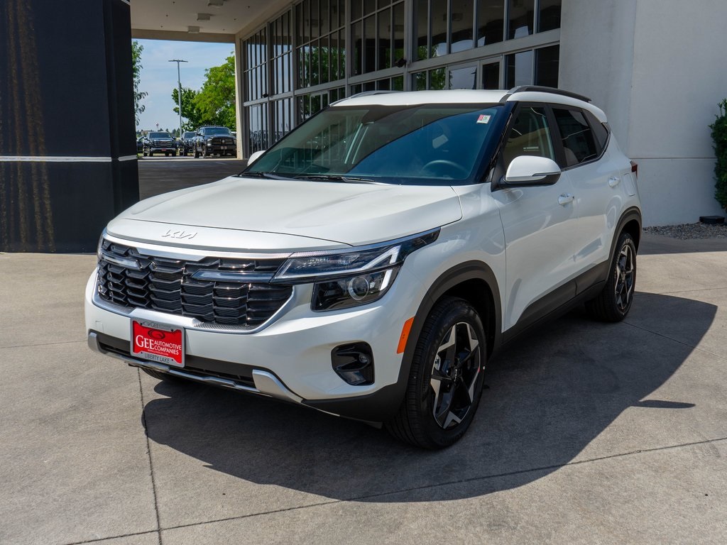 2026 Kia Seltos EX photo 2