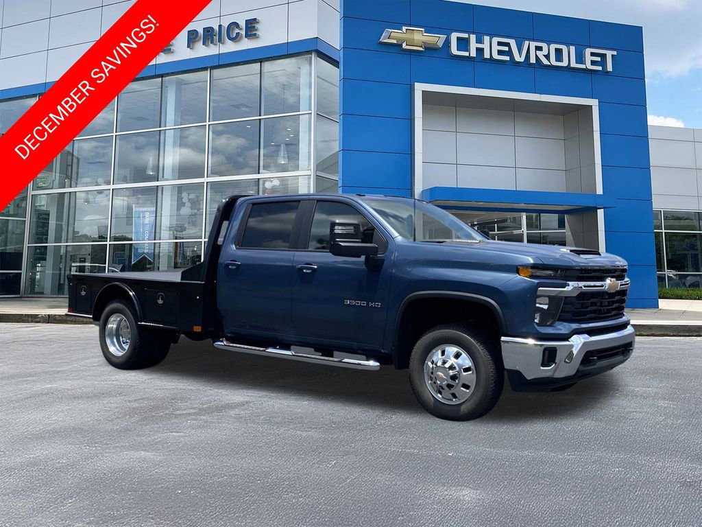 2025 Chevrolet Silverado 3500HD LT's photo