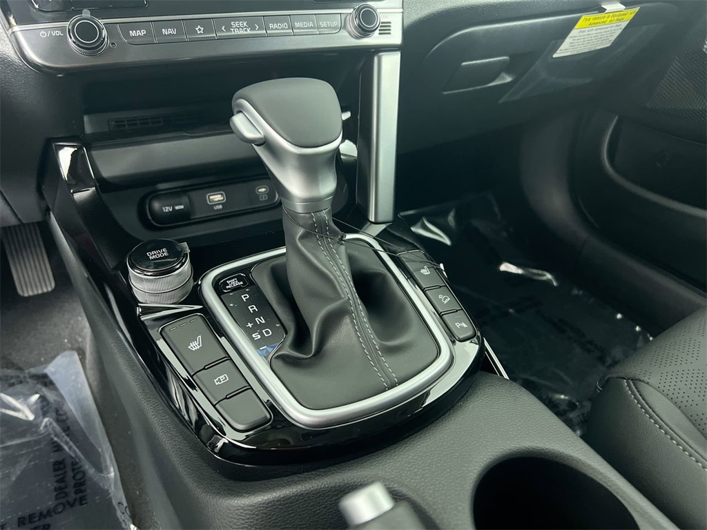 2026 Kia Seltos EX photo 19