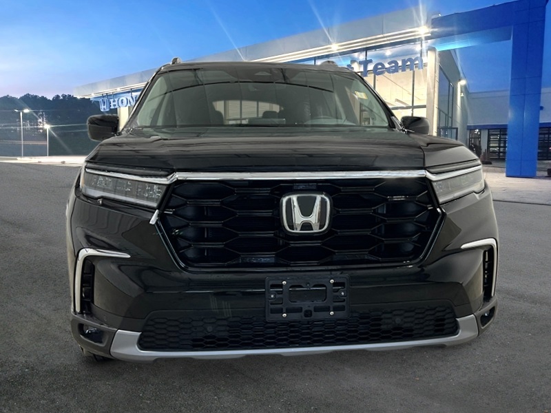2025 Honda Pilot Touring photo 9