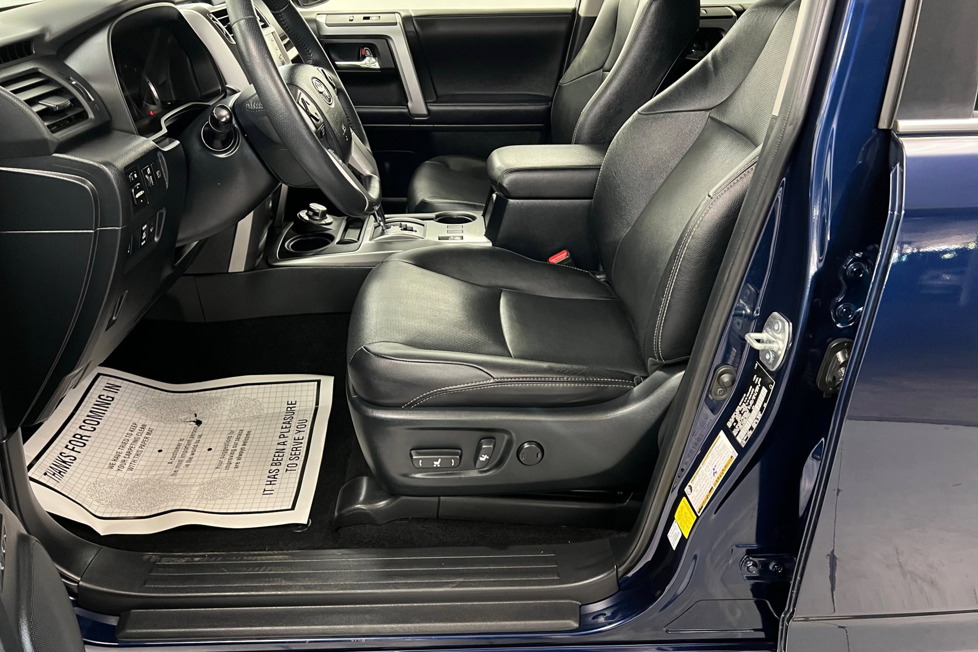 2022 Toyota 4Runner Limited photo 17