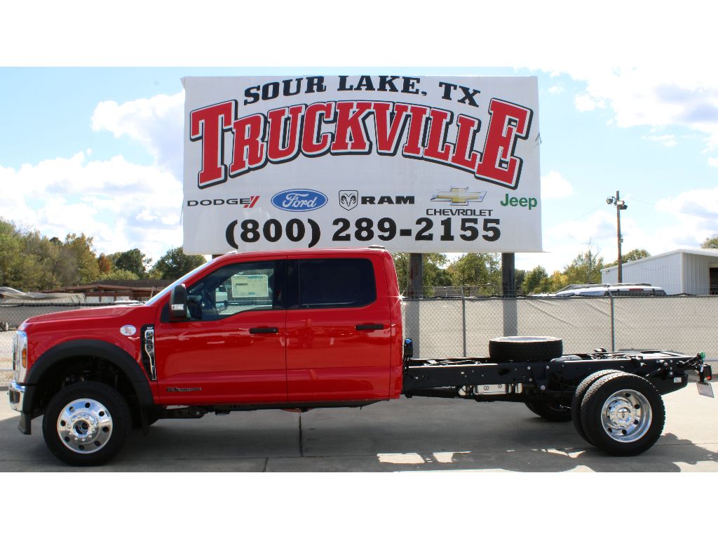 2026 Ford F-450 Super Duty Chassis Cab XLT's photo