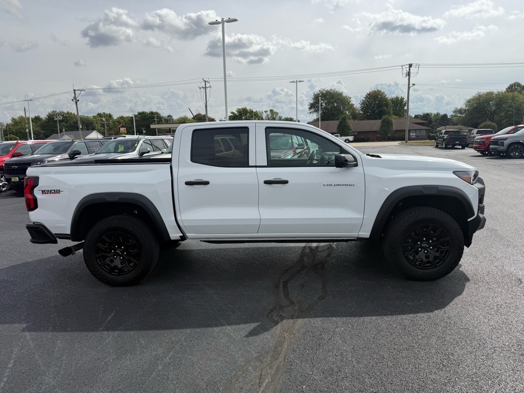 2024 Chevrolet Colorado Trail Boss photo 8