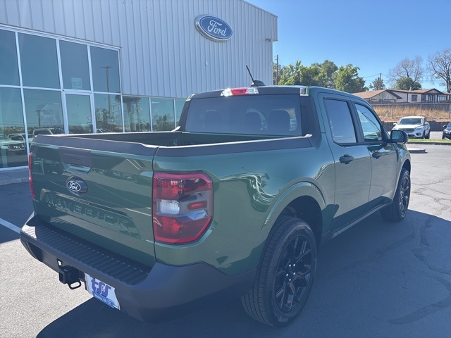 2025 Ford Maverick XLT photo 3