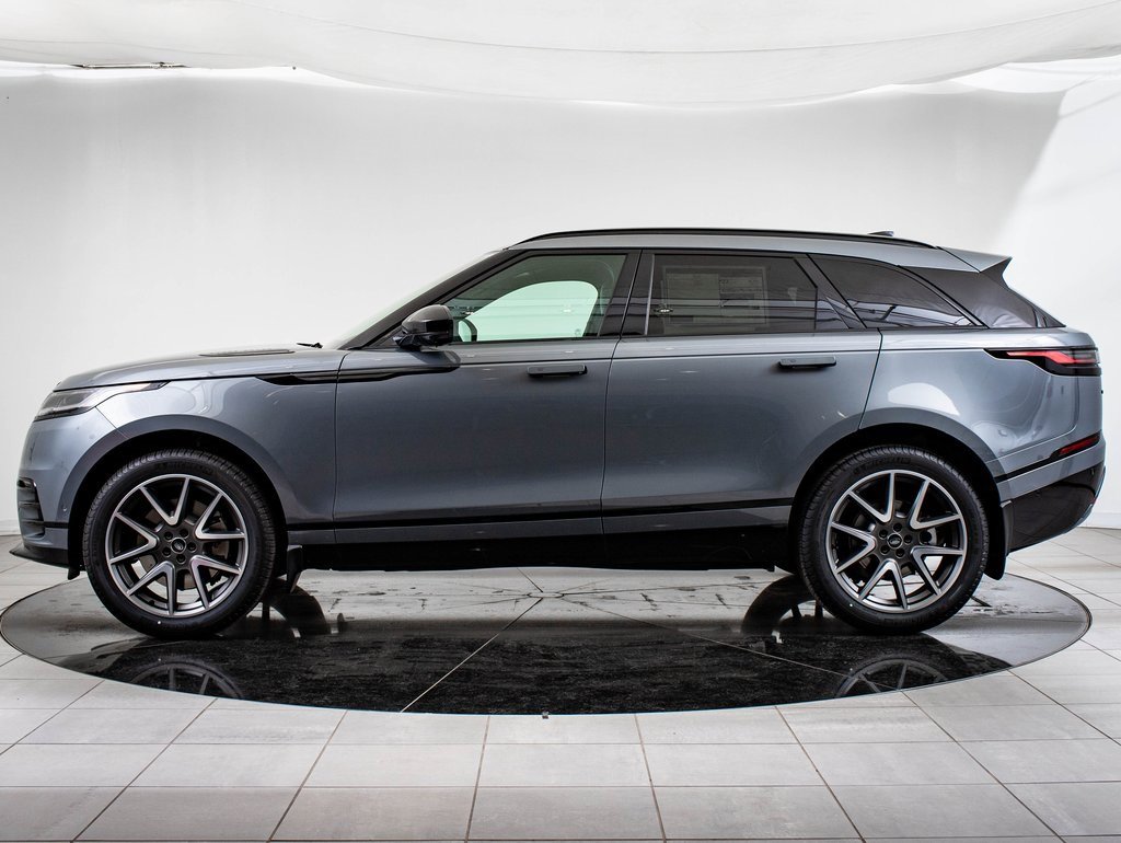 2026 Land Rover Range Rover Velar SE photo 5