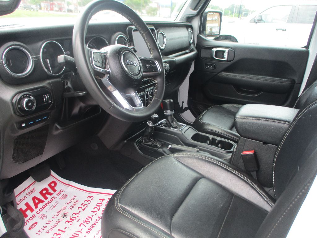 2023 Jeep Wrangler 4xe Sahara photo 4