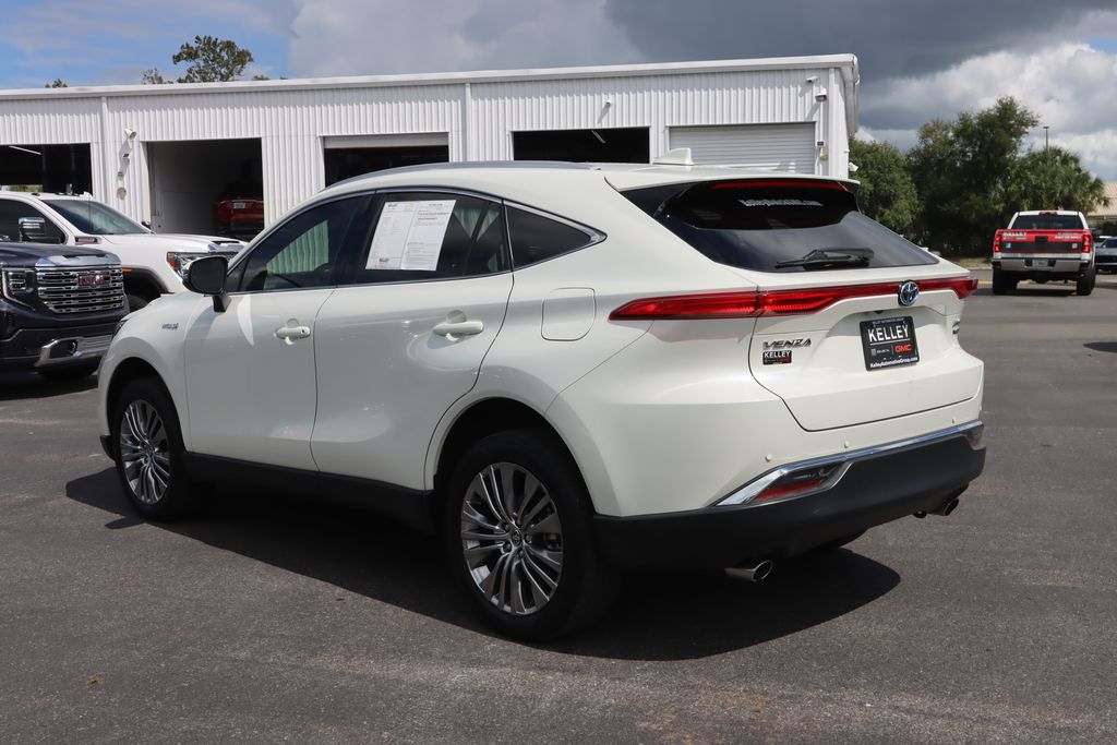 2021 Toyota Venza Limited photo 3