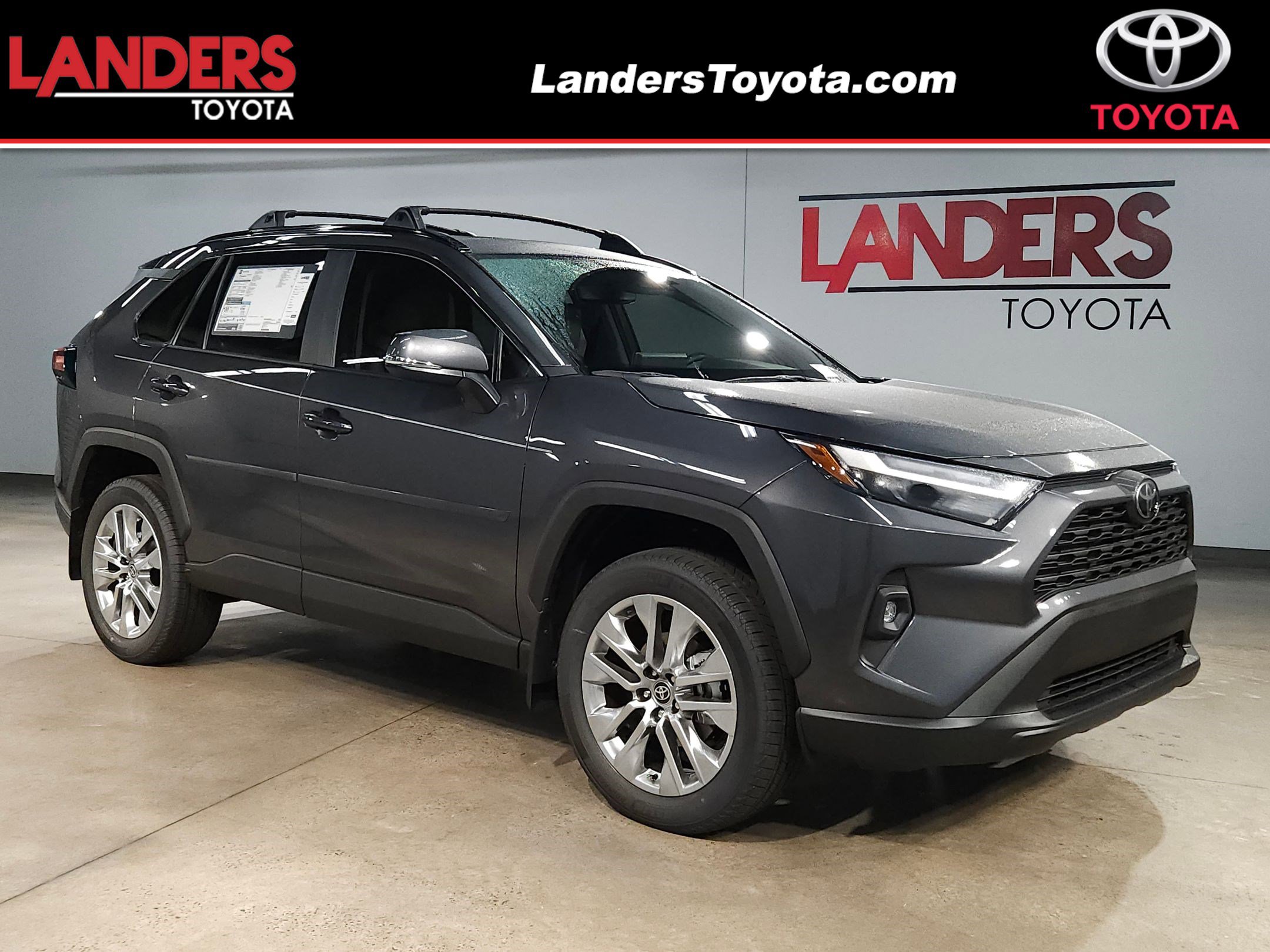 2025 Toyota RAV4 XLE Premium's photo