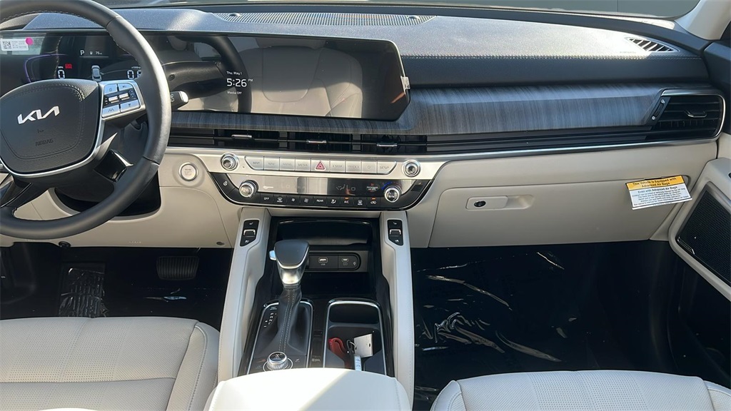 2025 Kia Telluride EX photo 14