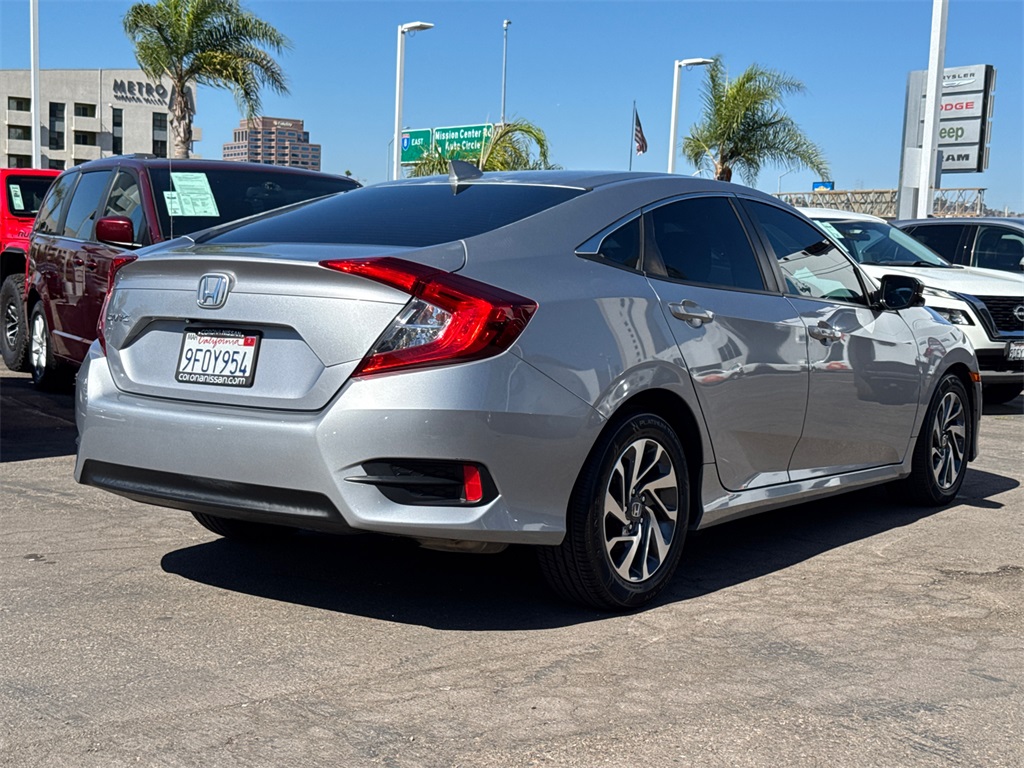 2018 Honda Civic EX photo 11