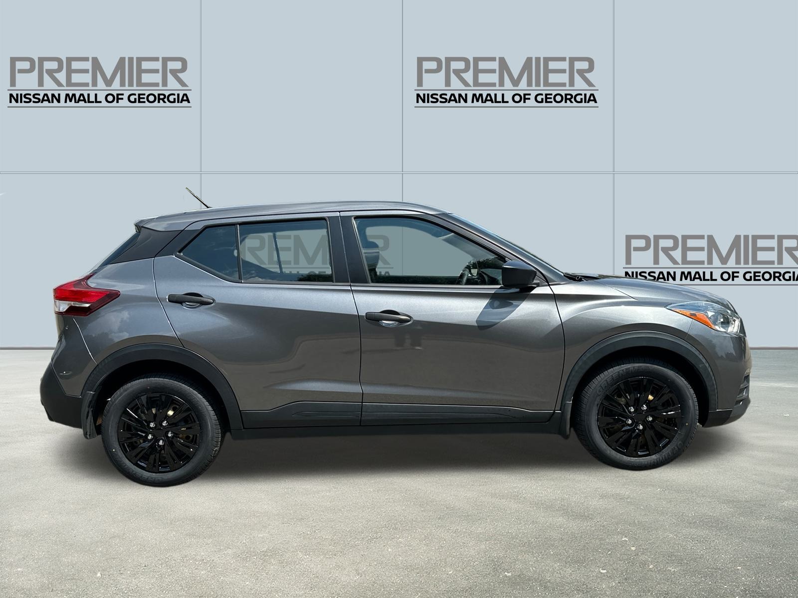 2020 Nissan Kicks S photo 4