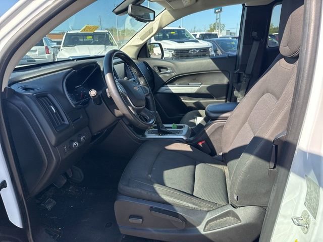 2018 Chevrolet Colorado LT photo 9